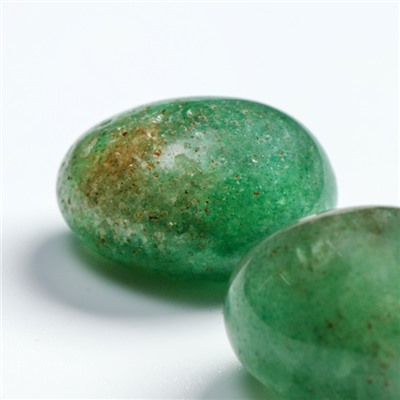 Камень натуральный "Зеленый Авантюрин", 17 г, 2 шт, минерал галтовка