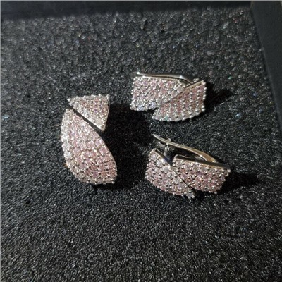 Шикарный комплект ювелирной бижутерии с посеребрением, серьги с розовыми камнями, кольцо безразмерное, 43287, арт.947.123