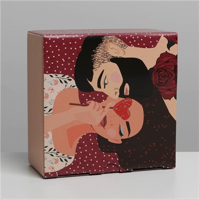 Коробка сборная «Любовь», 15 × 15 × 7 см