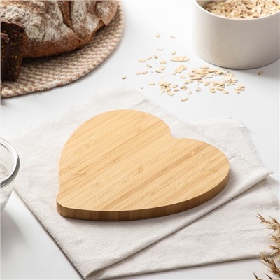 Блюдо для подачи Доляна Striata heart, 19,5×19,5×1,3 см, бамбук