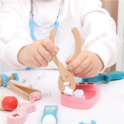 Детский набор доктора «Стоматолог» 33 предмета, 20,2 × 8 × 16 см