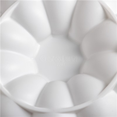 Форма для муссовых десертов и выпечки Доляна «Цветок», 21×7 см, цвет белый
