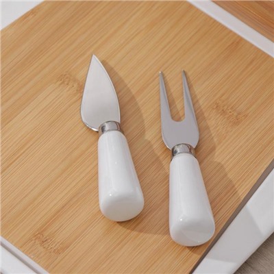 Набор для сырного ассорти и канапе «Эстет»: 2 ножа, доска для нарезки
