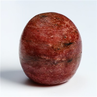 Камень натуральный "Клубничный кварц", 16 г, минерал галтовка