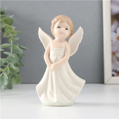 Сувенир керамика "Девочка-ангел в белом сарафане" 6,8х4,3х11,5 см