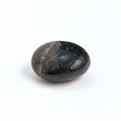 Камень натуральный "Черный Турмалин", 16 г, минерал галтовка
