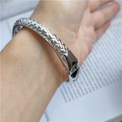 Жесткий разъемный браслет змея из стали, цвет серебристый,65129, арт. 032.424