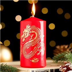 Свеча - цилиндр новогодняя "Символ года 2024", 5х10 см, красная с золотым драконом