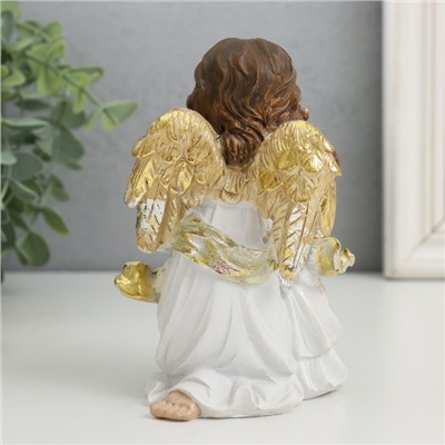 Сувенир полистоун "Ангелы в бежевом, с сердцем и звездой" золотые крылья 7,5х8,5х13 см